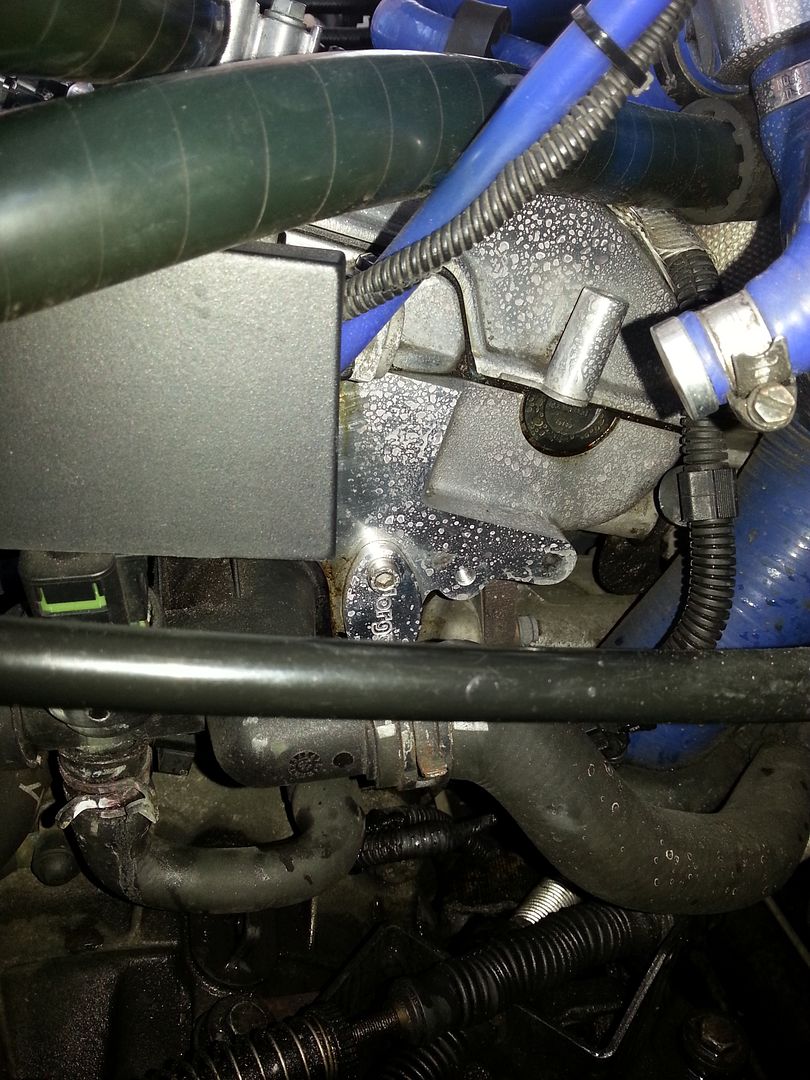 How to Replace Coolant sensor Housing Skoda Octavia Guides BRISKODA